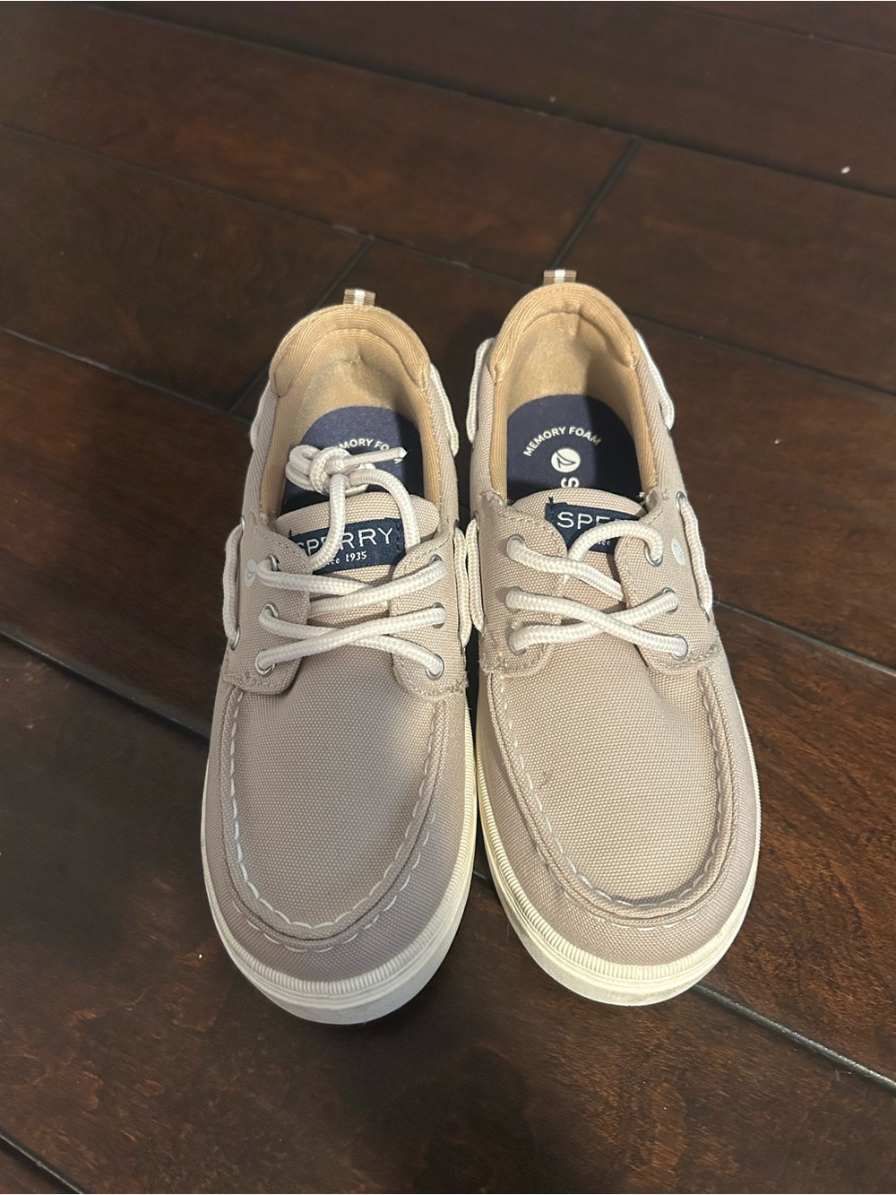 Sperry kids youth size 2  Beige Canvas Boat Shoes with Navy